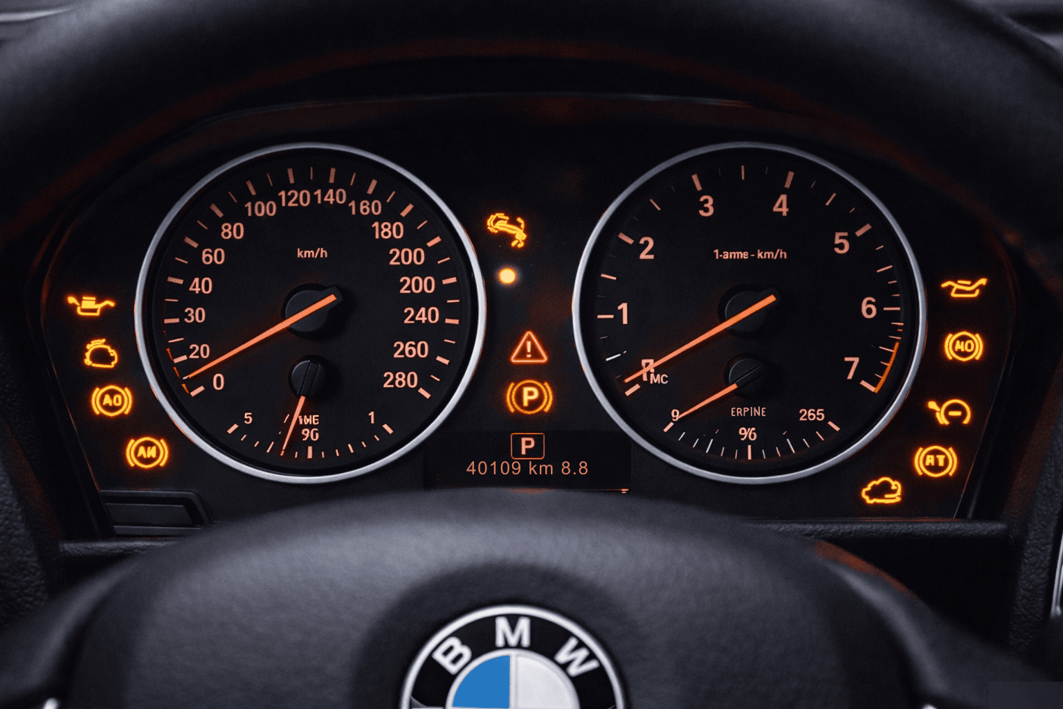 Liste des voyants bmw série 1 : pannes possibles et risques
