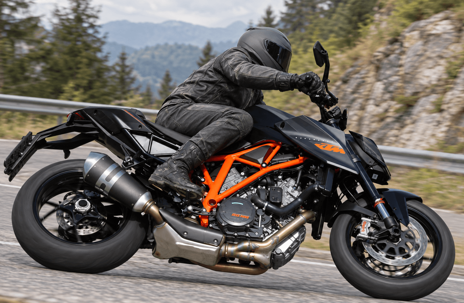 KTM 1290 Super Duke R : essai, performances et fiabilité